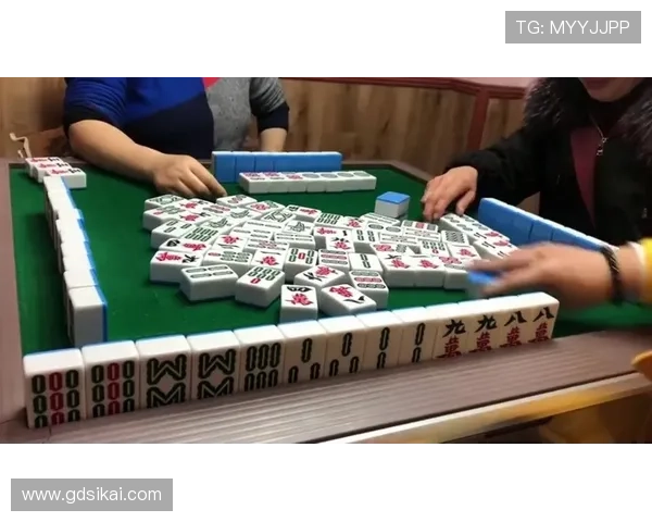 从民俗智慧到策略博弈解读麻将文化的历史演变与当代魅力社会生活